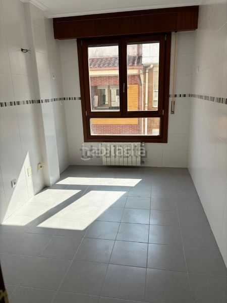 Foto d586ee85-58df-493d-9092-6ddca61b852f. Dúplex a calle ortiz otáñez 32 a Santoña