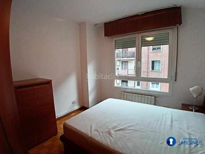 Foto a8750367-60bb-4a29-910c-6b3edbc0afe2. Flat with heating in La Peña Bilbao