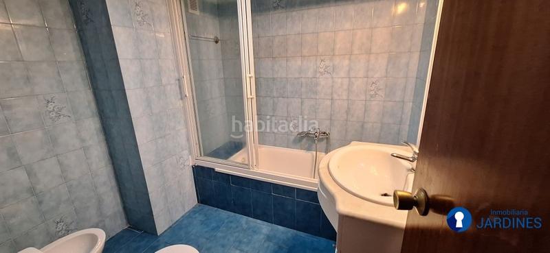 Foto cd422f65-4485-4a71-857a-b9c63b9b87aa. Flat with heating in La Peña Bilbao