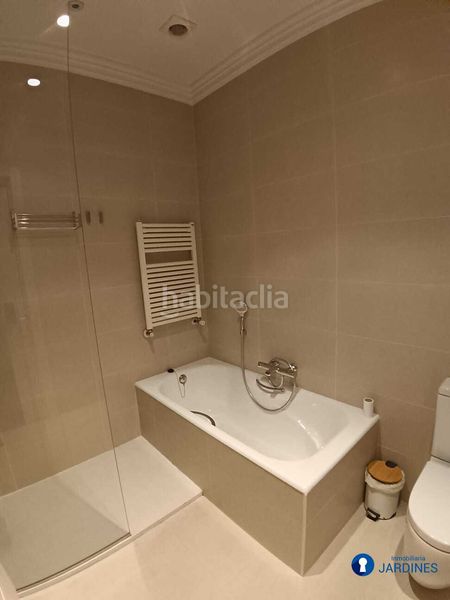 Foto 9e31a8ec-7700-4a19-aae7-be9e392c2ee8. Lloguer pis amb calefacció aparcament a Ensanche - Moyua - Diputación Bilbao