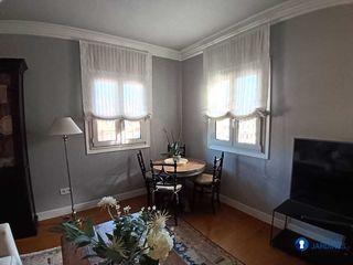 Location Appartement à Ensanche - Moyua - Diputación. Alquiler de piso en edificio sota