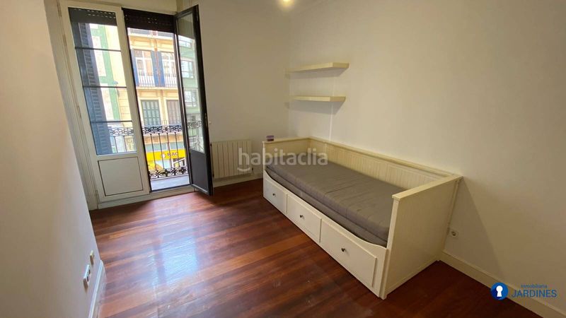Foto 5b98ca5d-a1e1-4877-b4d2-9836ff8cee8c. Piso  en abando en Zabalburu Bilbao