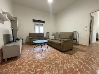Miete Etagenwohnung in Pardaleras. Alquiler de piso para estudiantes en pardaleras