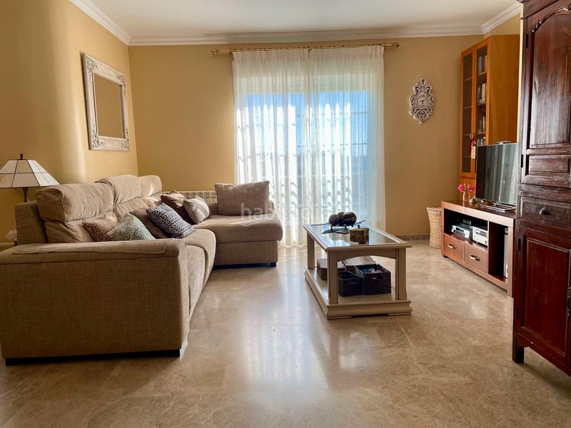 Foto 738b4229-fe3e-4a57-a55f-26d23b764180. Pis amb calefacció aparcament piscina a Valdepasillas - La Paz - Huerta Rosales Badajoz