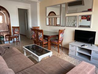 Piso en Ciudad Jardín. Venta de piso en antonio domínguez