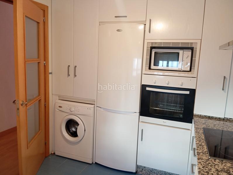 Foto 7630fd55-8720-45aa-bd26-a74a6e82e3b4. Location appartement avec chauffage parking dans Pardaleras Badajoz