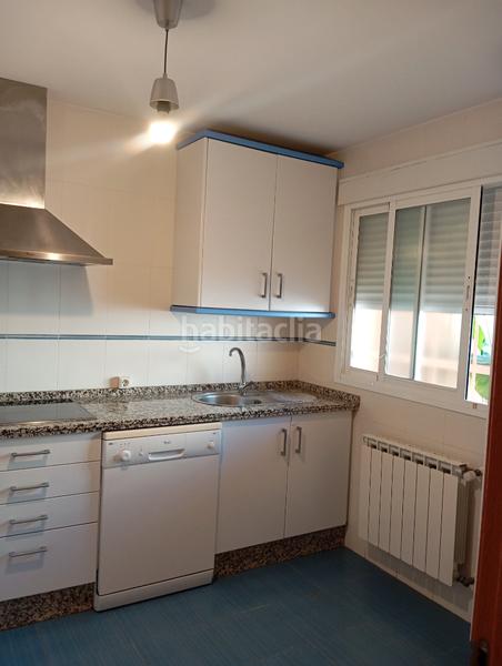 Foto ba5864e3-8d05-4b2c-bd8a-b69925563bee. Location appartement avec chauffage parking dans Pardaleras Badajoz