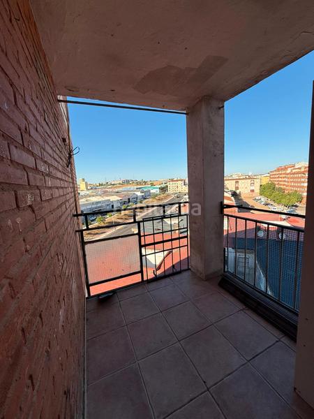 Foto b6d44b25-e489-42d9-a57d-aa934ae804b7. Piso venta de piso en san fernando en La Estación Badajoz