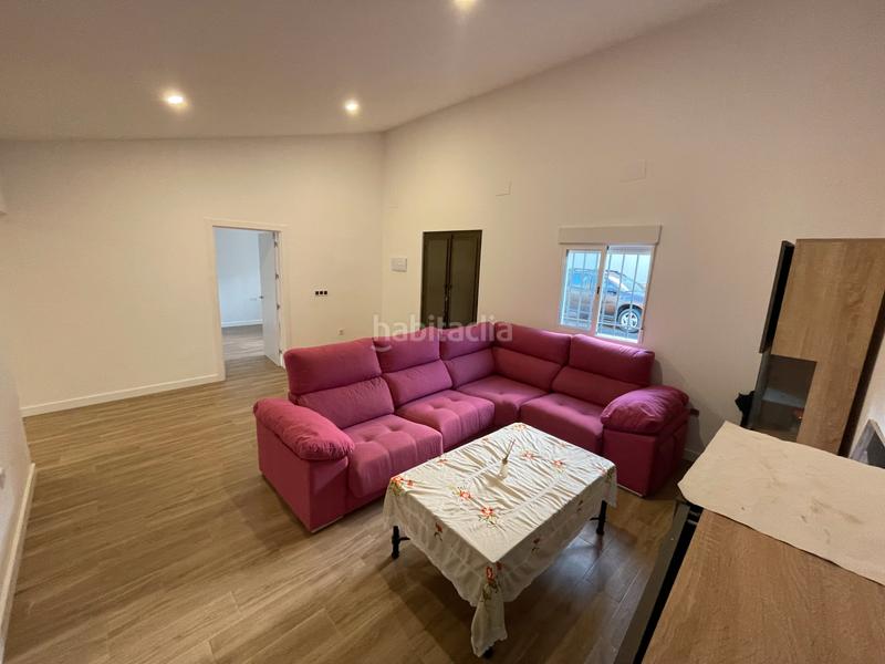 Foto 07aadc5d-0ce8-4b6c-9385-5ed94f78cda7. Casa amb aparcament a pedanías de Badajoz Badajoz