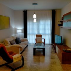 Miete Etagenwohnung in Avenida Elvas. Alquiler de piso en avenida de elvas