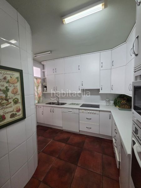 Foto e9bd1e12-fce8-4876-914d-d6e115119be3. Pis amb xemeneia aparcament a Santa Marina Badajoz
