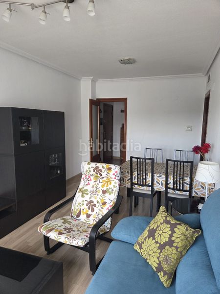 Foto ecfa6f8c-2eec-4ed5-a939-28eeb4ff1130. Rent flat with heating parking in Pardaleras Badajoz