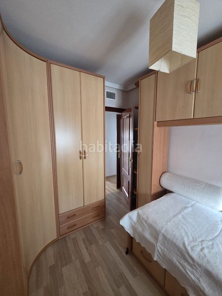 Foto f7fb04f6-bbc0-41c5-b3d9-515d95440729. Rent flat with heating parking in Pardaleras Badajoz