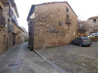 Xalet a C. sta. cruz, 27-25 27-25. Casa para rehabilitar casco antiguo de ainsa.