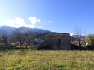 Masia en Cam. eras bajas, 19 19. Borda a rehabilitar. en parcela urbana en fiscal.