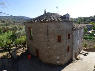 Xalet a Calle baja 4. Casa con rehabilitación bioclimática en sobrarbe