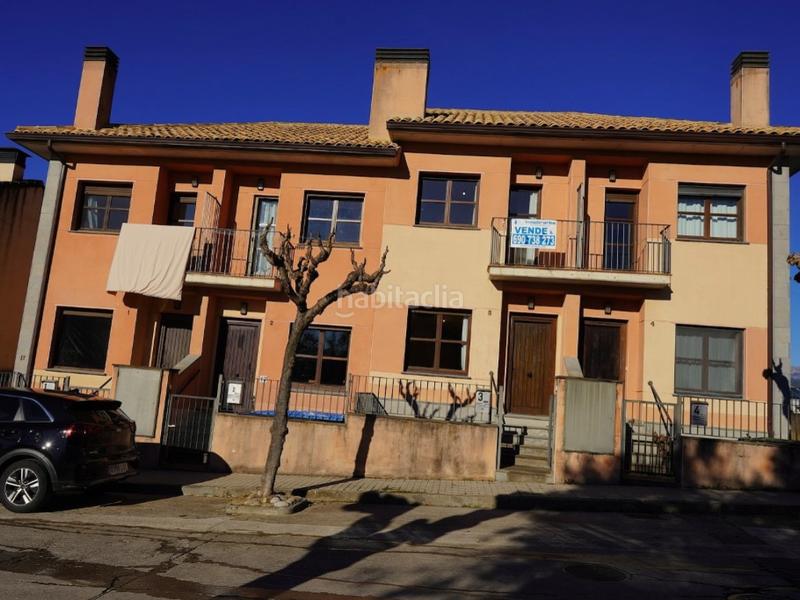 Foto a35504cf-e598-4094-b690-32f3eefcd509. Casa adosada en calle ribagorza 17 casa adosada con terraza en ainsasobrarbe. en Aínsa - Sobrarbe