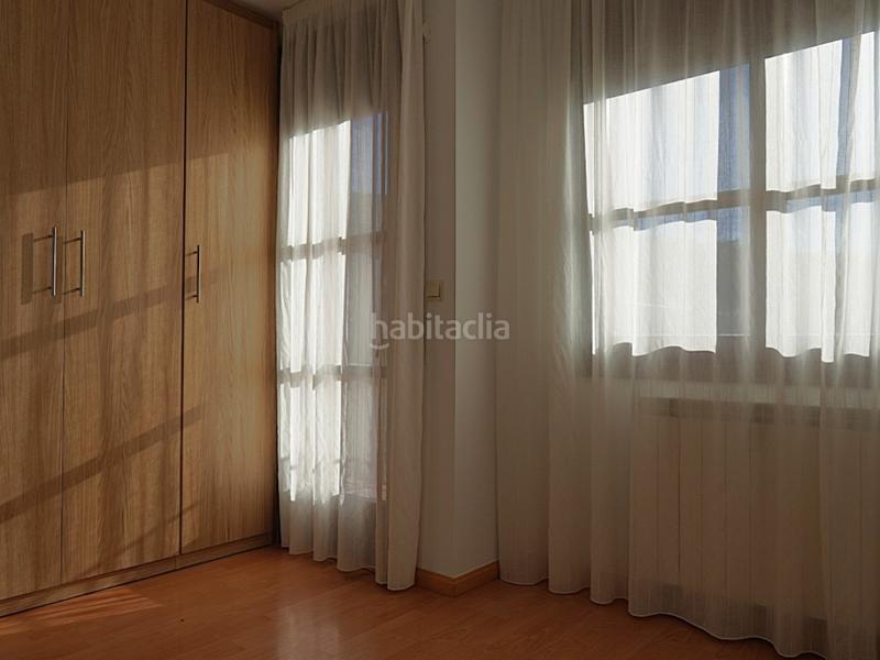 Foto bf9558ac-37c9-4eac-8bb4-db9e5a4b7b1c. Casa adosada en calle ribagorza 17 casa adosada con terraza en ainsasobrarbe. en Aínsa - Sobrarbe