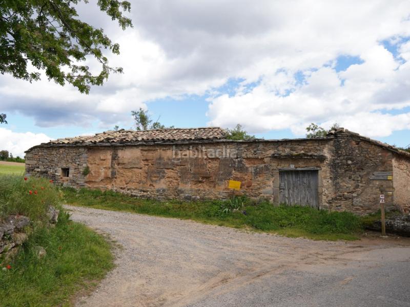 Foto f5840e37-8342-448e-9dc4-9513e783e82f. Masia a Bárcabo