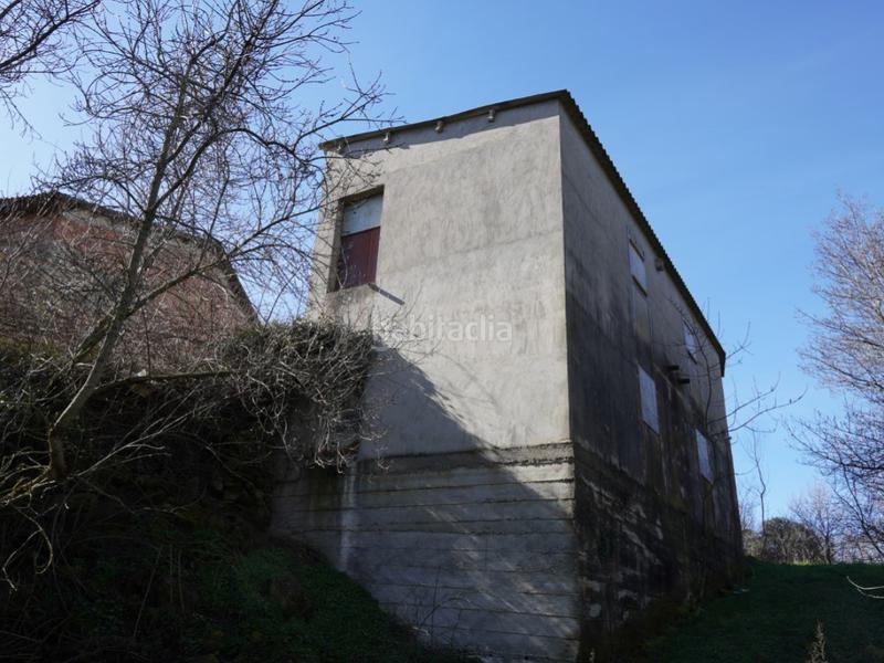 Foto b202a8fb-b004-42c6-a6e0-9805b01720f1. Edificio edifiio urbano a rehabilitar con terreno. en Fueva (La)