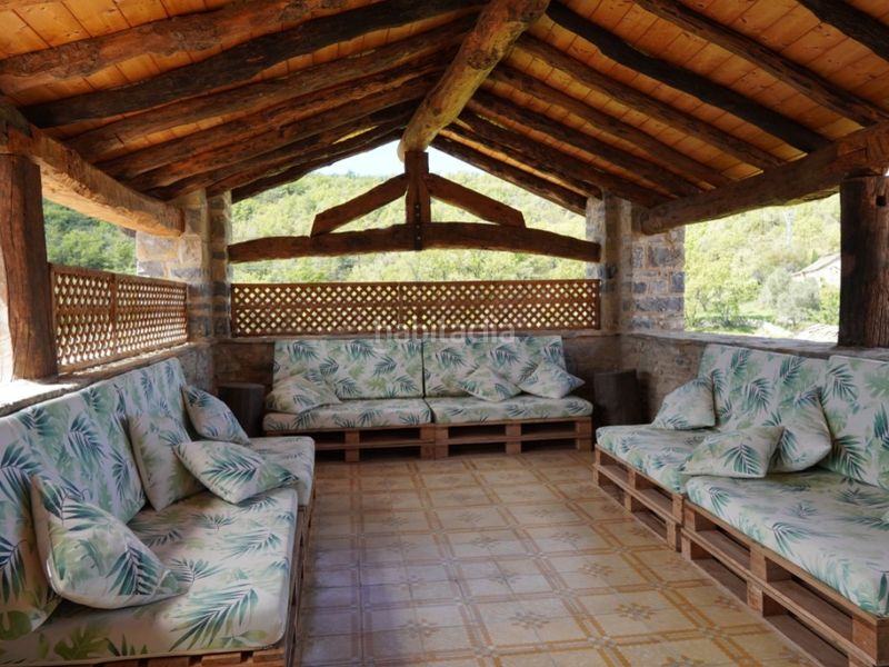 Foto a6a68657-aca6-4896-8d19-98b7777dc830. Local comercial a Aínsa - Sobrarbe