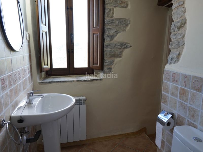 Foto bf1f0b1e-dcc4-47dd-93ff-114675101914. Local comercial a Aínsa - Sobrarbe