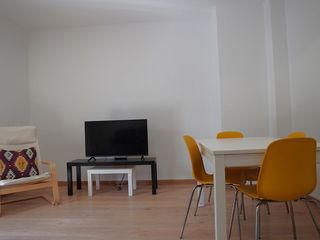 Etagenwohnung  Avenida pirenaica 12. Piso en zona comercial de ainsa sobrarbe.