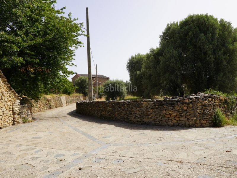 Foto edc11ba1-8984-48a9-966a-0019063dd3a1. Terreno residenziale in camino casa olivera(lecina) 1 in Bárcabo