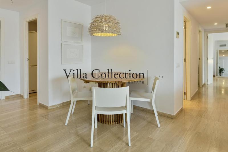 Foto f827ae30-ae86-4d2d-b1a5-4b32840238dc. Piso  de 3 habitaciones con terraza, y parking en nueva , marina botafoch, en Ibiza