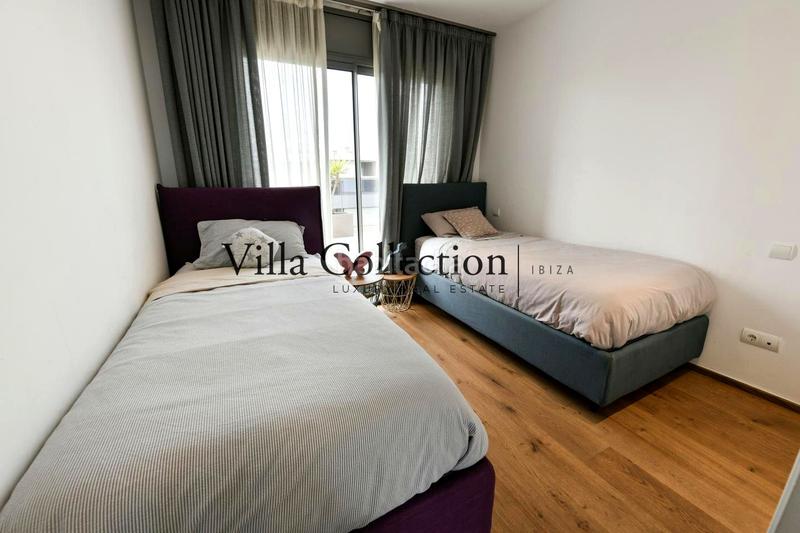 Foto d20d9ebc-1968-41cf-b74f-0a6f1feda764. Location appartement dans . 8 de agosto 80 dans Marina Botafoc-Talamanca Ibiza