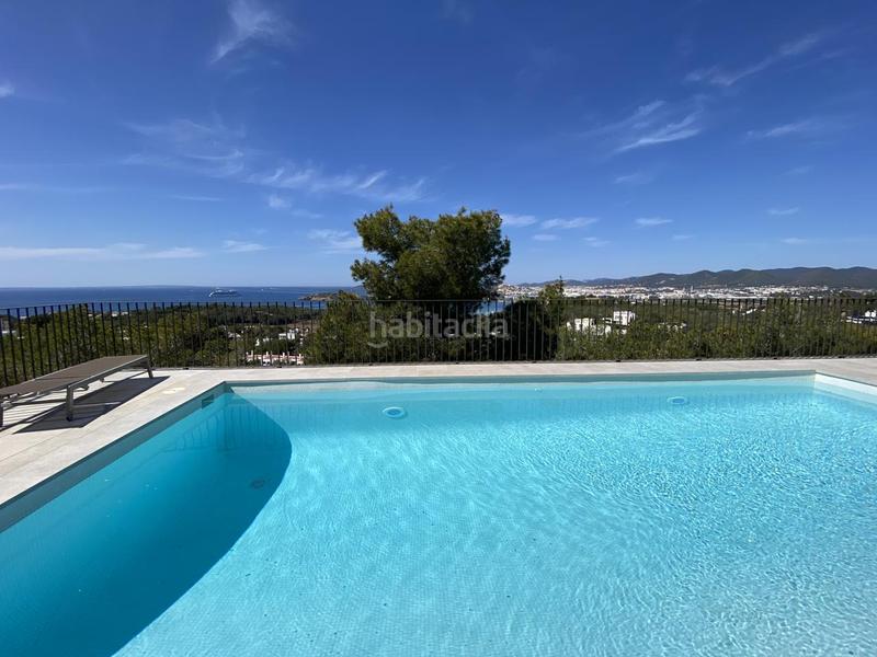 Foto 9d4b2b52-9967-41fa-a57d-f4d9a2bbbc5b. Lloguer casa amb piscina a Cap Martinet Santa Eulària