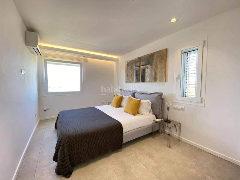 Foto b784e435-6975-40ea-8839-51e193e139b3. Location maison avec piscine dans Cap Martinet Santa Eulària