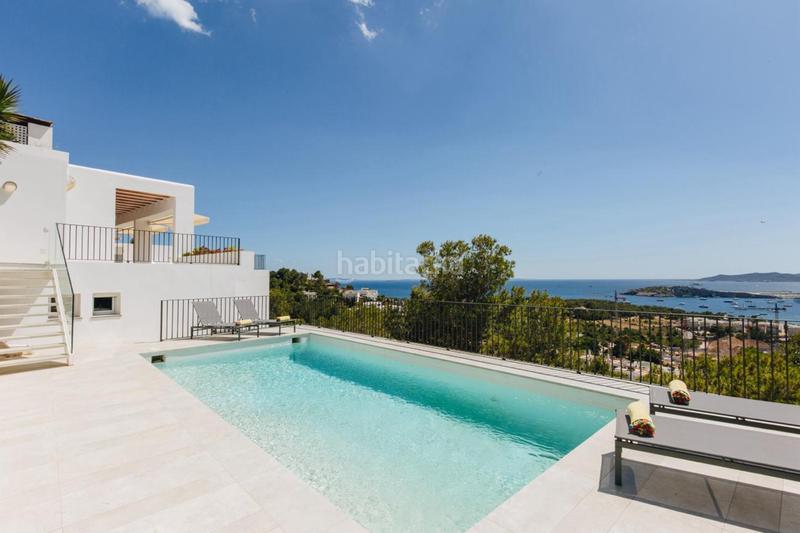 Foto 95351b2e-0938-4b42-9417-f7698708d75c. Rent house with pool in Cap Martinet Santa Eulària