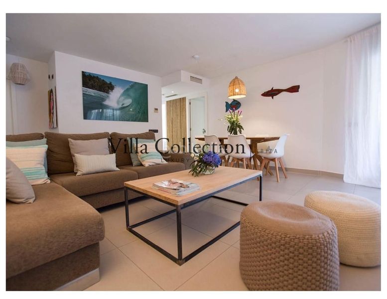 Foto c57cb25b-24bd-4502-9b67-ad168631c196. Location appartement avec parking piscine dans Ses Figueretes - Platja d'en Bossa - Cas Serres Ibiza