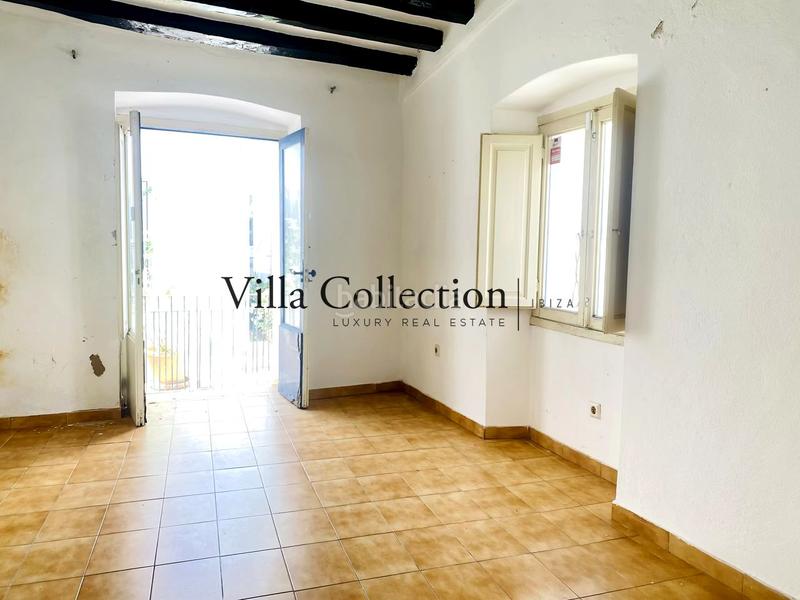 Foto 0584b4d3-7799-4c58-8127-15a72a46ce10. Piso apartamento en venta dalt vila en Dalt Vila-La Marina Ibiza