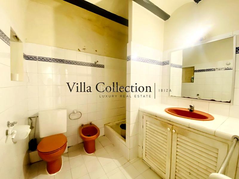 Foto 46db3e0b-fb7c-45e7-9347-106b55457eb0. Piso apartamento en venta dalt vila en Dalt Vila-La Marina Ibiza