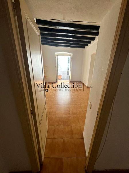 Foto 4a8f1503-aa3a-4492-95ca-bcd4f45e2ee5. Piso apartamento en venta dalt vila en Dalt Vila-La Marina Ibiza