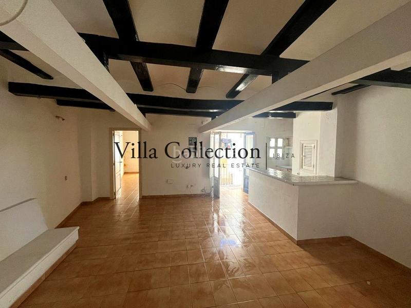 Foto ec03e221-54c9-4cb6-83f2-a2bed9000642. Piso apartamento en venta dalt vila en Dalt Vila-La Marina Ibiza
