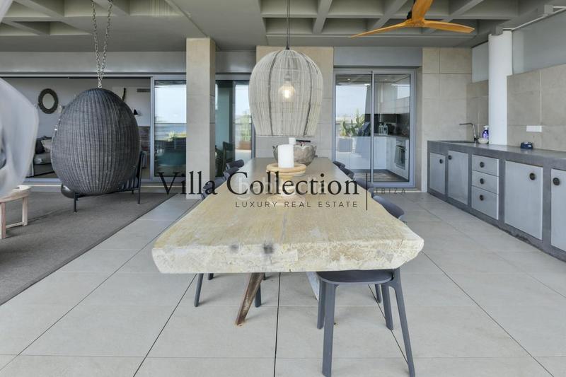 Foto 07be1483-a59c-4374-a9b7-2d5f89d5c644. Piso ático de lujo en venta en marina botafoch vistas panorámicas al mar y playa de talamanca en Ibiza