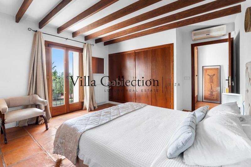 Foto 0892a8cf-3c47-49f9-96ad-e8d91346895b. Miete haus mit pool in Ses Figueretes - Platja d'en Bossa - Cas Serres Ibiza