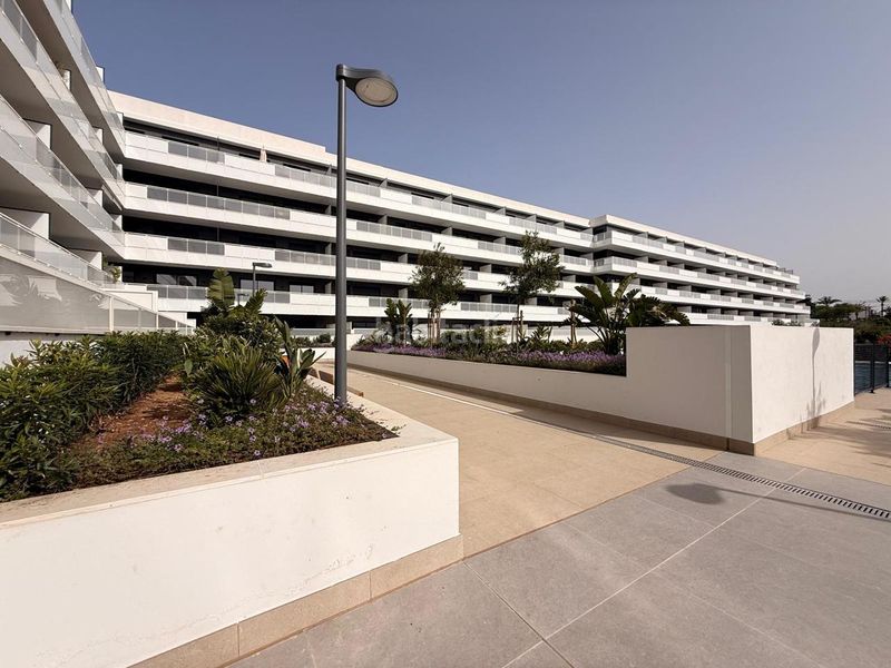 Foto 4a873428-c514-40b6-9762-6d6ac64b9c71. Miete erdgeschoss mit parking in Ses Figueretes - Platja d'en Bossa - Cas Serres Ibiza