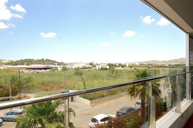 Foto 8ccf0eb8-7e58-46e1-a0b4-d530b52497f6. Affitto appartamento in Marina Botafoc-Talamanca Ibiza