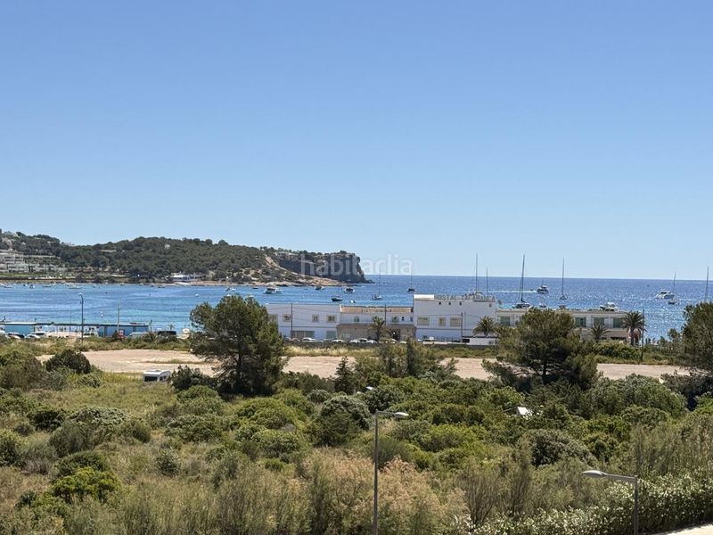Foto 5ba6a8e0-b542-49fa-b857-f24429f93c0e. Affitto appartamento con parcheggio in Marina Botafoc-Talamanca Ibiza