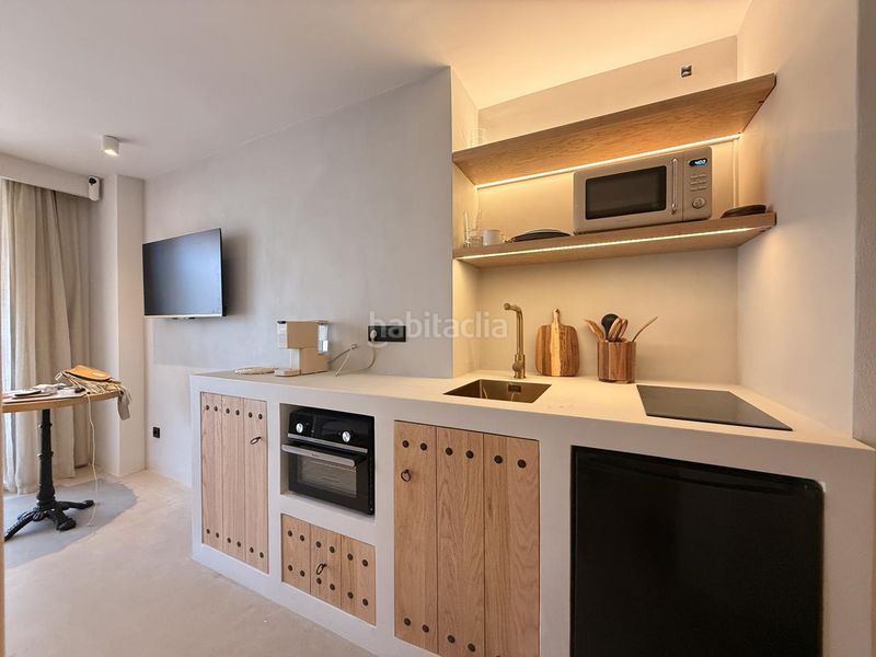 Foto 32be2eb2-bdcf-4882-aa1c-2949b294a874. Rent flat in Ses Figueretes - Platja d'en Bossa - Cas Serres Ibiza