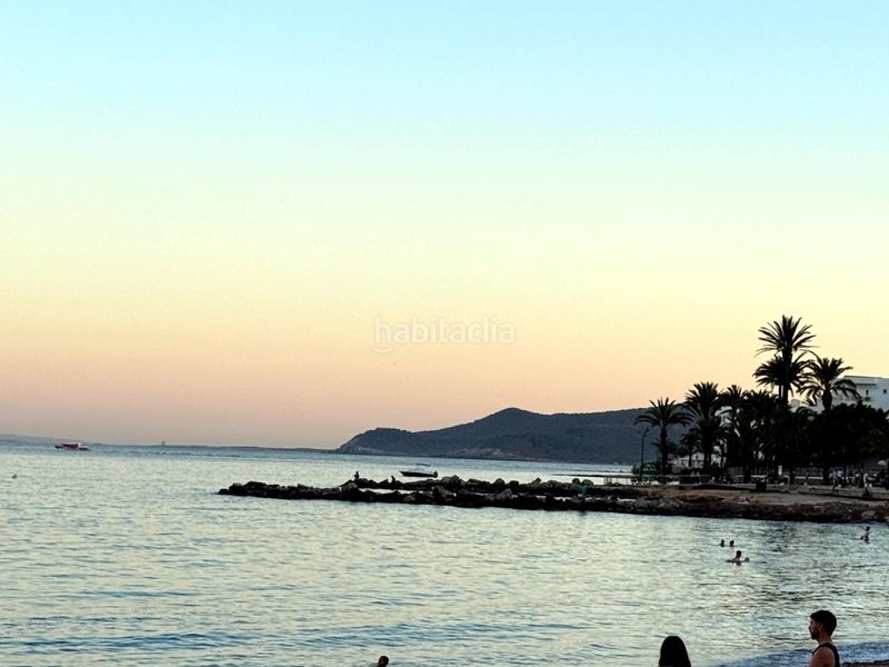 Foto 3b4d80e7-a890-449e-a864-cde17820fcdc. Rent flat in Ses Figueretes - Platja d'en Bossa - Cas Serres Ibiza