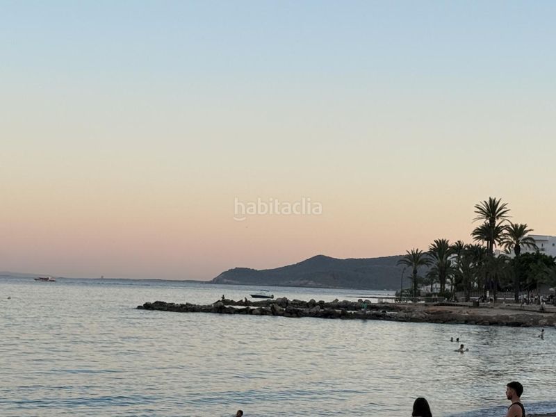 Foto 7e5e5fb0-4d4c-432c-b97d-3efae19c8dbf. Rent flat in Ses Figueretes - Platja d'en Bossa - Cas Serres Ibiza