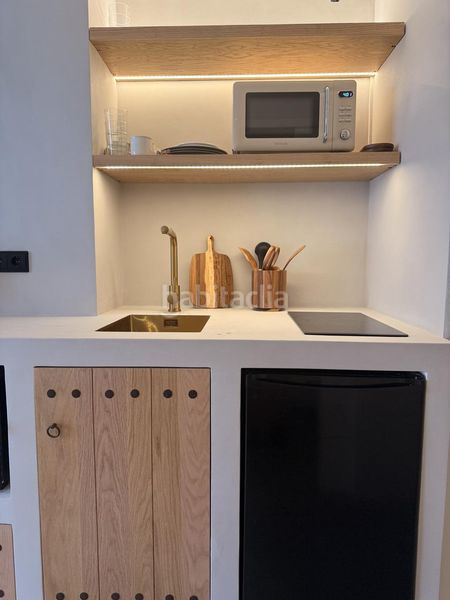 Foto 7ef54f4f-b64f-4611-a3eb-669e5e162642. Rent flat in Ses Figueretes - Platja d'en Bossa - Cas Serres Ibiza