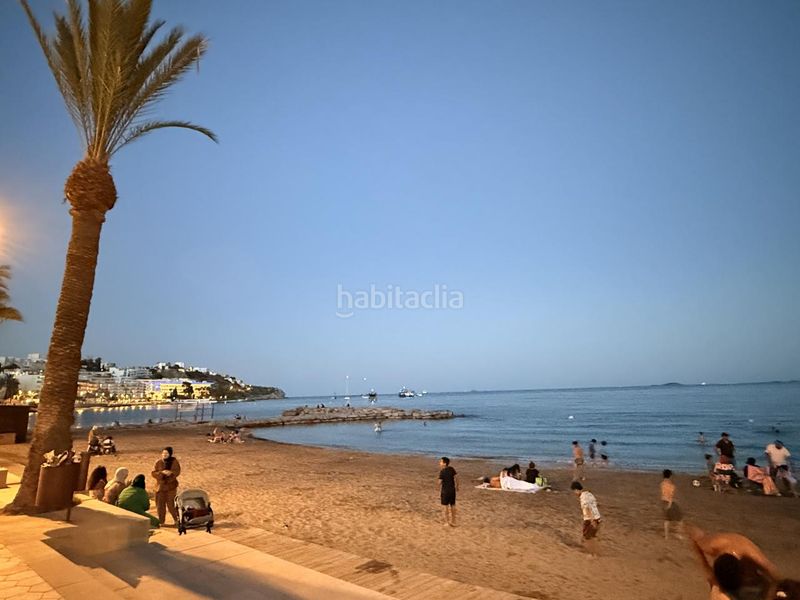 Foto 895973d8-4c1b-4e20-b0b2-bbcb38d809b1. Rent flat in Ses Figueretes - Platja d'en Bossa - Cas Serres Ibiza