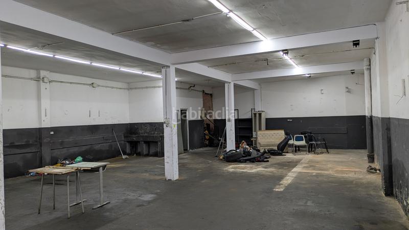 Foto f875757b-3512-4b46-bf56-26a423397d20. Nau industrial a carrer de santander 73 a Bon Pastor Barcelona