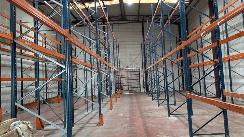 Foto 447a537e-8192-4c88-b2e6-d7f39317aacd. Alquiler nave industrial en carrer de la forja 7 nave industrial en alquiler en Gavà